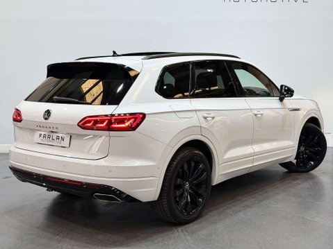 Volkswagen Touareg 3.0 TDI V6 Black Edition SUV 5dr Diesel Tiptronic 4Motion Euro 6 (s/s) (286 18