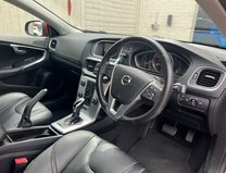 Volvo V40 1.5 T3 GPF Inscription Hatchback 5dr Petrol Auto Euro 6 (s/s) (152 ps) 10