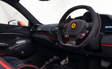 Ferrari 488 Pista 9