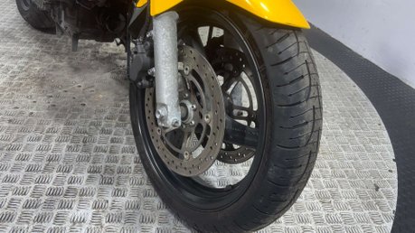 Honda CB 2001 1 OWNER 24K RUNNING PROJECT BIKE SPARES OR REPAIR 600CC 14