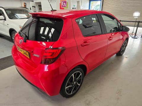 Toyota Yaris 1.33 Dual VVT-i Sport Euro 5 5dr Euro 5 2