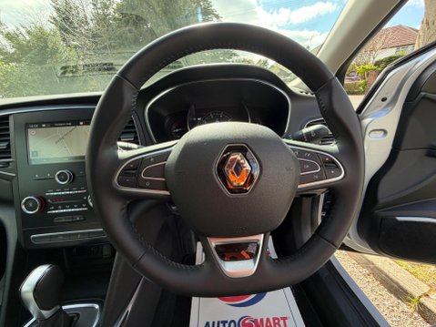 Renault Megane 1.3 TCe Iconic EDC Euro 6 (s/s) 5dr 16