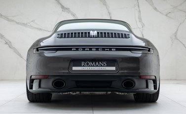Porsche 911 Targa 4 (992) 11