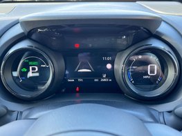 Toyota Yaris 1.5 Yaris Dynamic HEV CVT 5dr 21