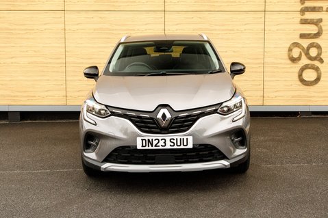 Renault Captur TECHNO E-TECH 5