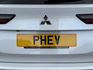 Mitsubishi Outlander 2.4 22.7kWh Diamond CVT 4WD Euro 6 (s/s) 5dr 8