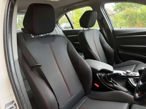 BMW 3 Series 2.0 320i Sport 4dr 16