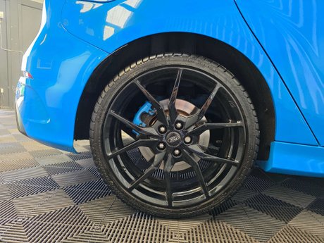 Ford Focus 2.3T EcoBoost RS Hatchback 5dr Petrol Manual AWD Euro 6 (s/s) (350 ps) 24
