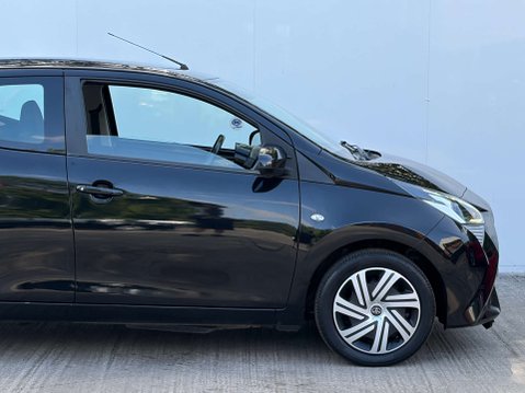Toyota Aygo 1.0 Aygo X-Play TSS VVT-i 5dr 9