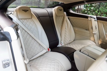 Bentley Continental GT V8S Mulliner 30