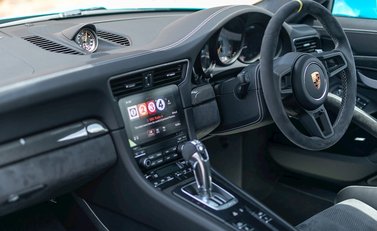 Porsche 911 GT3 RS (991.2) 14