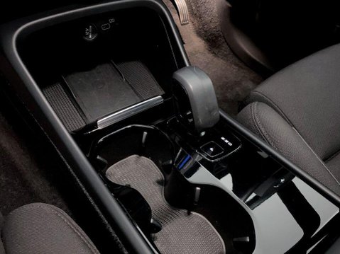 Volvo XC40 Recharge 69kWh Core SUV 5dr Electric Auto (231 ps) Cruise Control - DAB Ra 16