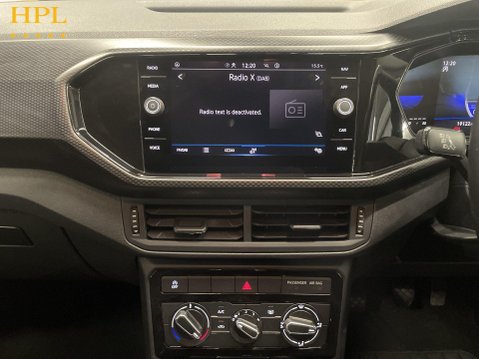 Volkswagen T-Cross 1.0 TSI SE SUV 5dr Petrol Manual Euro 6 (s/s) (95 ps) 18