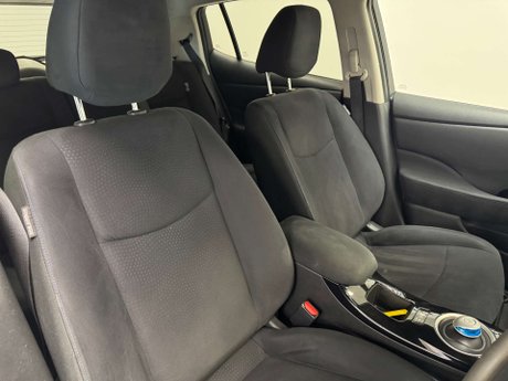 Nissan LEAF Leaf Black Edition 5dr 39