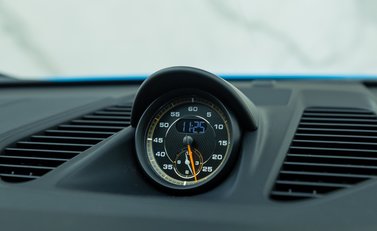 Porsche 911 GT3 (991.2) 21