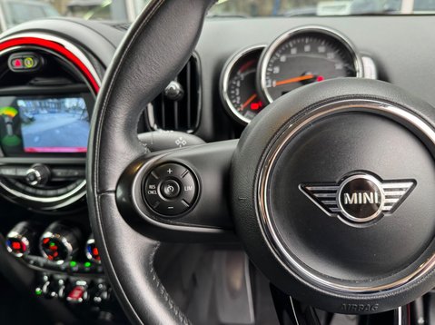 Mini Countryman COOPER D CLASSIC 29