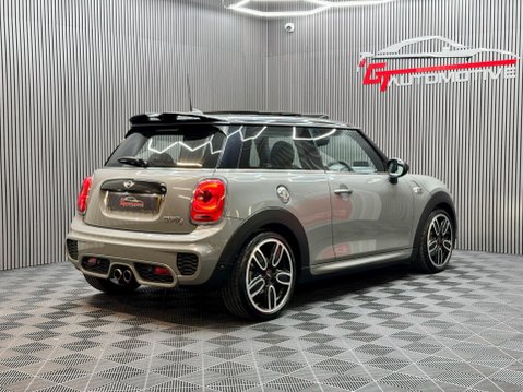 Mini Hatch 2.0 Cooper S Auto Euro 6 (s/s) 3dr 9