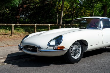 Jaguar E-Type 3.8 Litre Flat Floor FHC 8