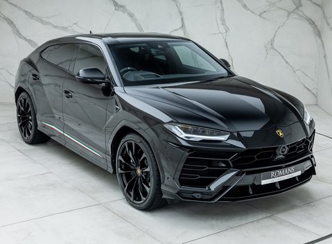 Lamborghini Urus 8
