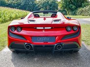 Ferrari F8 SPIDER 21
