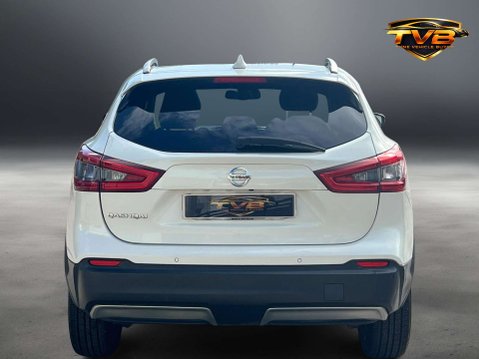 Nissan Qashqai 1.5 Qashqai N-Connecta dCi 5dr *NATIONAL DELIVERY* 31