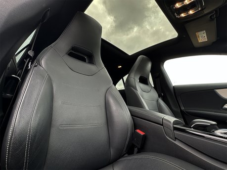 Mercedes-Benz CLA Class CLA 220 AMG LINE PREMIUM PLUS 39