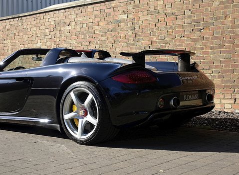 Porsche Carrera GT 12