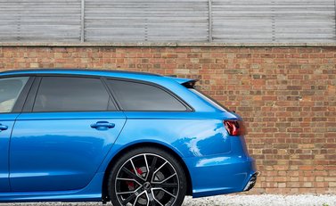 Audi RS6 Avant Performance 29