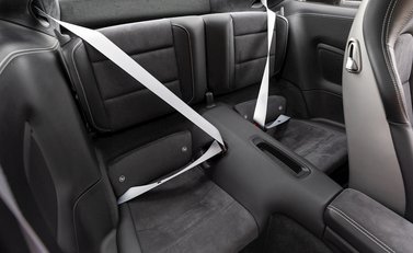 Porsche 911 Carrera GTS (991.2) 14