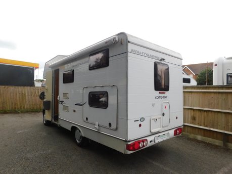 Compass Avantgarde 160 6 Berth Motorhome 6 Belts 2.2 Diesel 3