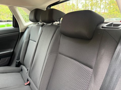 Volkswagen Polo 1.0 EVO SE Euro 6 (s/s) 5dr 17