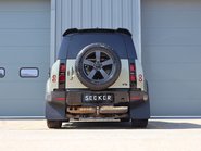 Land Rover Defender 110 D250 HARD TOP SE MHEV styled by Seeker BIG SPEC 5