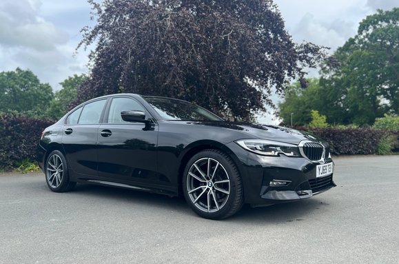 BMW 3 Series 318D SPORT 47