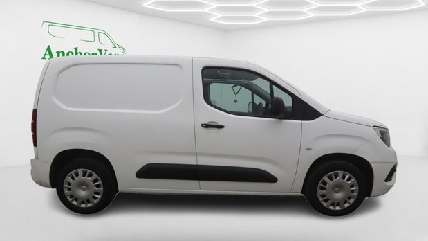 Vauxhall Combo SWB L1H1 Low Roof Sportive 2000 Air Con Sensors EURO 6 NO VAT 3