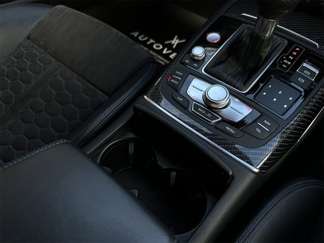 Audi A6 RS6 PLUS AVANT TFSI QUATTRO 86