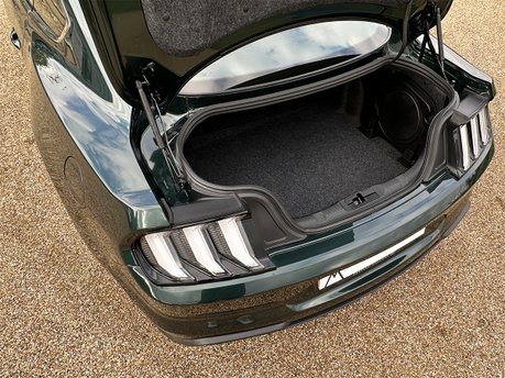 Ford Mustang BULLITT 90