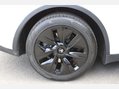 Tesla Model Y LONG RANGE AWD 31