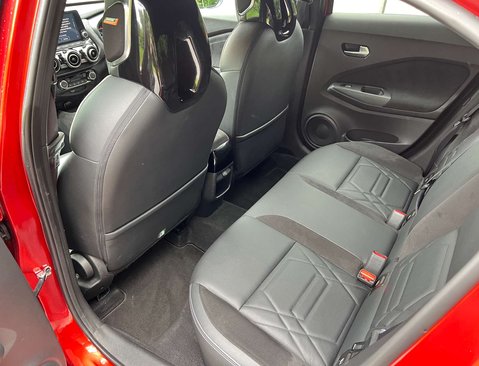 Nissan Juke 1.0 Juke Tekna+ DiG-T 5dr 44