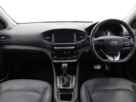Hyundai IONIQ 1.6 h-GDi Premium SE DCT Euro 6 (s/s) 5dr 9