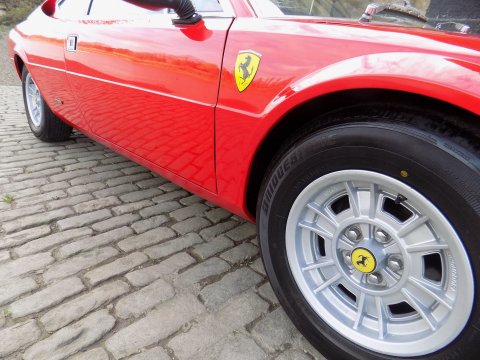 Ferrari 308 GT4 Dino 25