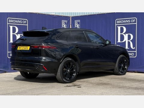 Jaguar F-Pace 2.0 D200 MHEV R-Dynamic SE Black SUV 5dr Diesel Auto AWD Euro 6 (s/s) (204 4