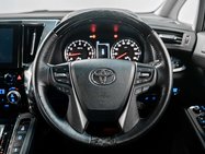 Toyota Alphard 2.5 MPV 2.5 SUV Automatic Petrol Hybrid 38