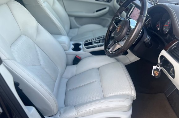 Porsche Macan 3.0 S PDK 4WD AUTO £12000 OF EXTRAS 21