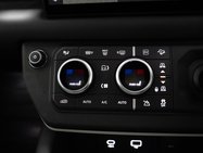 Land Rover Defender 2.0 P400e 15.4kWh X-Dynamic HSE SUV 5dr Petrol Plug-in Hybrid Auto 4WD Euro 18