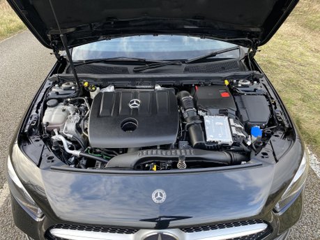 Mercedes-Benz A Class A200 D AMG Line Diesel Auto REVERSE CAM/SAT NAV/DIGITAL DASH 20