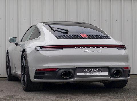 Porsche 911 Carrera S (992) 3