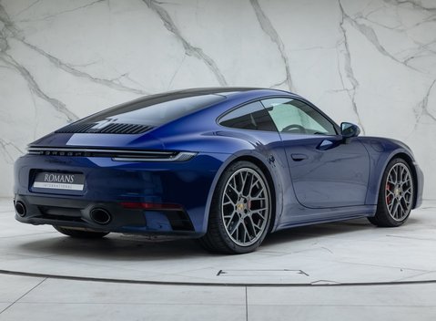 Porsche 911 Carrera S (992) 6