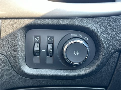 Vauxhall Astra SRI NAV 35