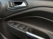 Ford Kuga TITANIUM TDCI 4x4 32