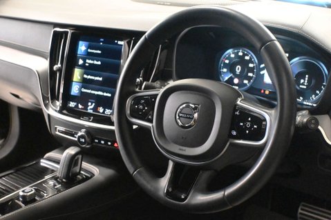 Volvo V60 2.0 V60 Polestar Engineered T8 Recharge AWD Auto 4WD 5dr 15